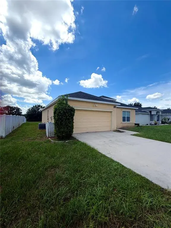 Property for sale at 520 HIGHLAND MEADOWS AVENUE, DAVENPORT, FL, 33837