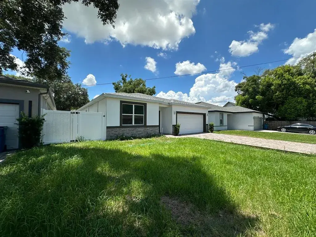 Property for sale at 117 W MURPHY STREET, DAVENPORT, FL, 33837
