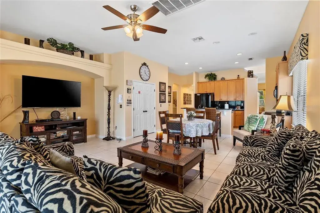 Property for sale at 358 LAKE DAVENPORT CIRCLE, DAVENPORT, FL, 33837