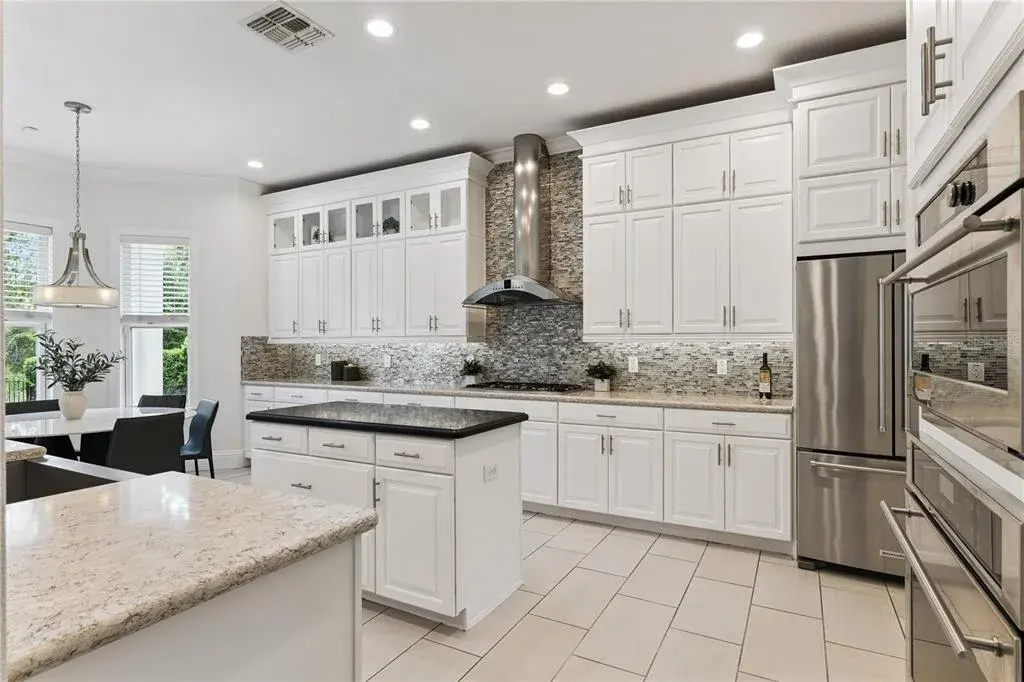 Gourmet Kitchen with Natural Gas Cooktop