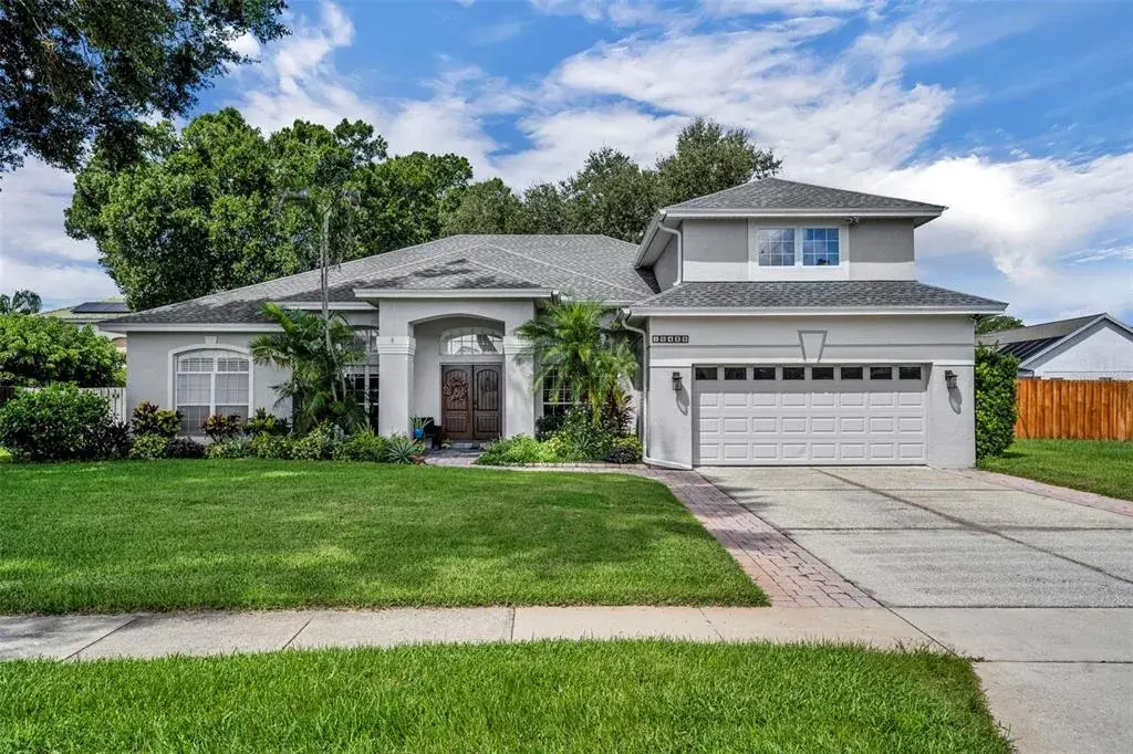 Welcome to 10439 Pointview Ct.