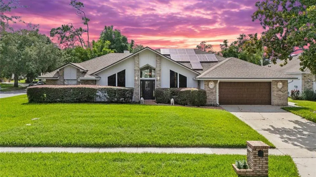 Virtually staged Front of home