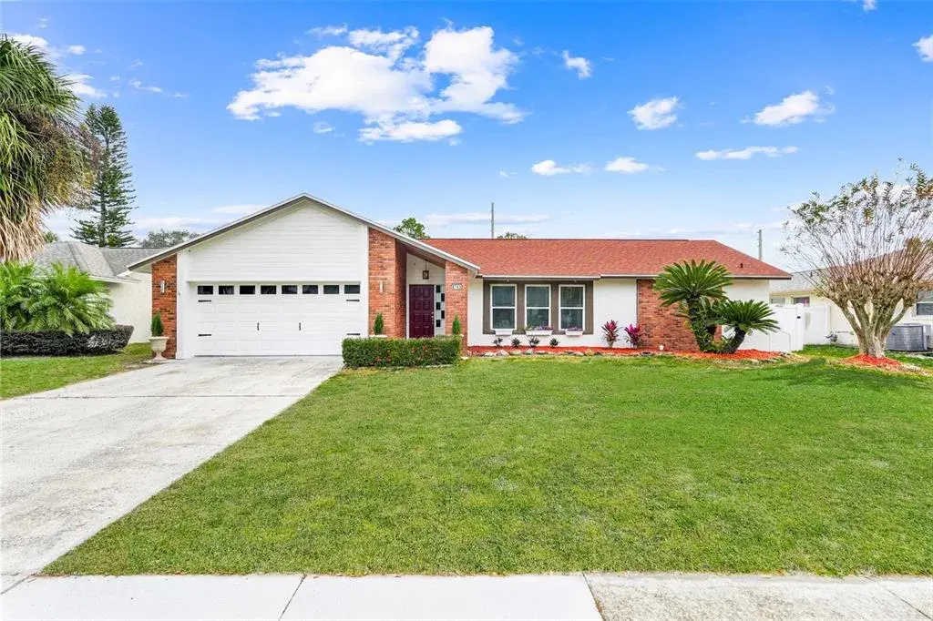 Photos may be digitally altered.  Buyers are advised to verify all property features and conditions in person.