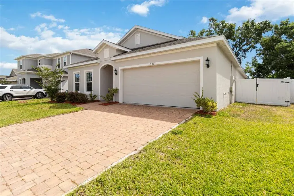 928 Avenal Lane, Davenport, FL, 33837