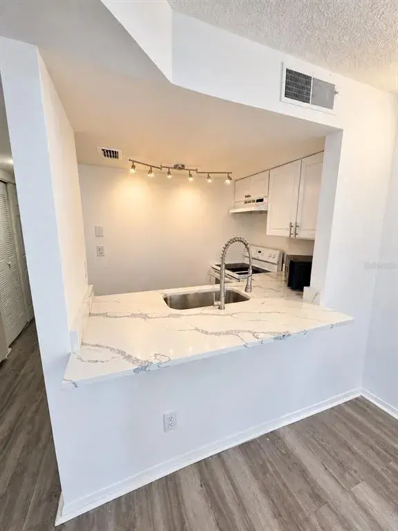 Property for sale at 7141 E BANK DRIVE UNIT 7141, TAMPA, FL, 33617