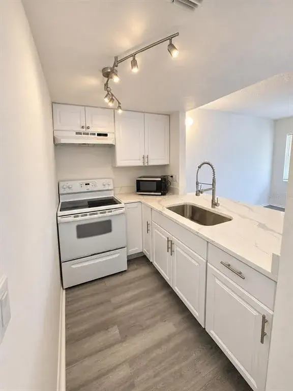 Property for sale at 7141 E BANK DRIVE UNIT 7141, TAMPA, FL, 33617