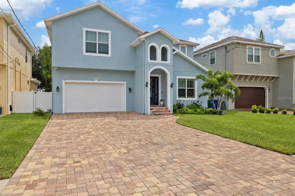 Property for sale at 2712 W GRAY STREET, TAMPA, FL, 33609