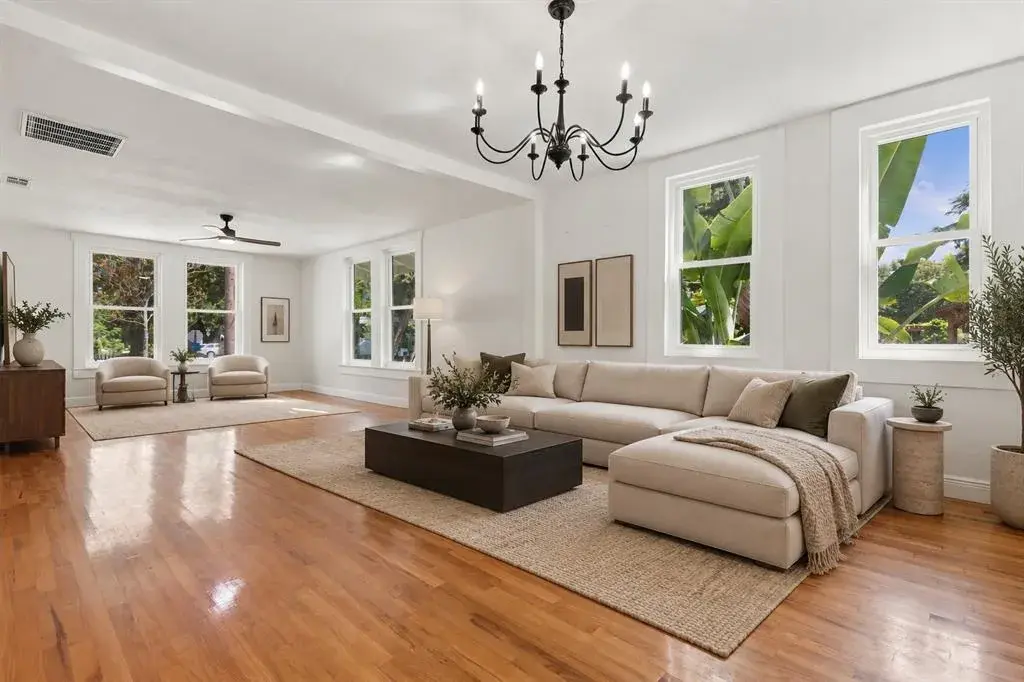 Property for sale at 511 E FRANCES AVENUE, TAMPA, FL, 33602