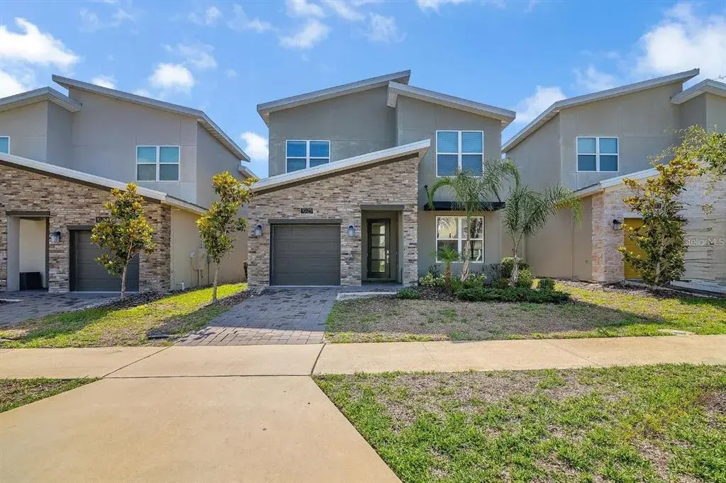 Property for sale at 1025 LEADER STREET, DAVENPORT, FL, 33896