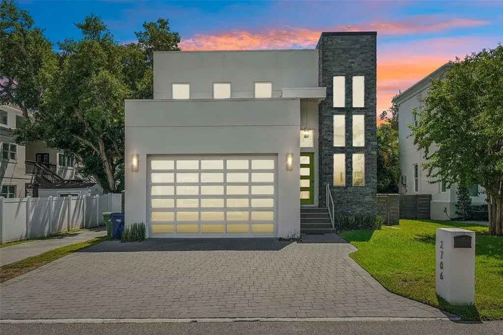 Property for sale at 2706 W TRILBY AVENUE, TAMPA, FL, 33611
