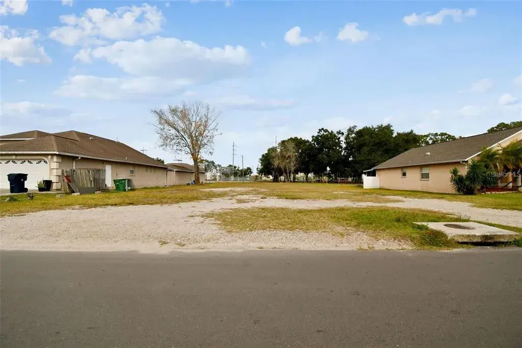 Property for sale at 3337 W WOODLAWN AVENUE, TAMPA, FL, 33607