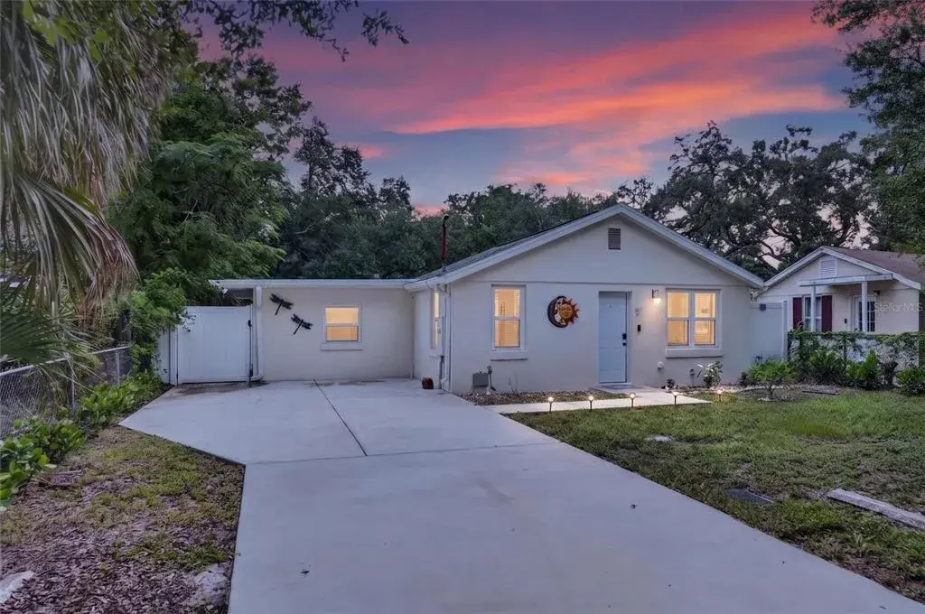 Property for sale at 3720 W ELROD AVENUE, TAMPA, FL, 33611