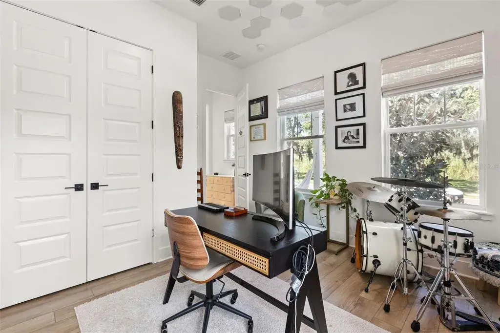 Property for sale at 150 HAMMOCK PRESERVE LOOP, OAKLAND, FL, 34787