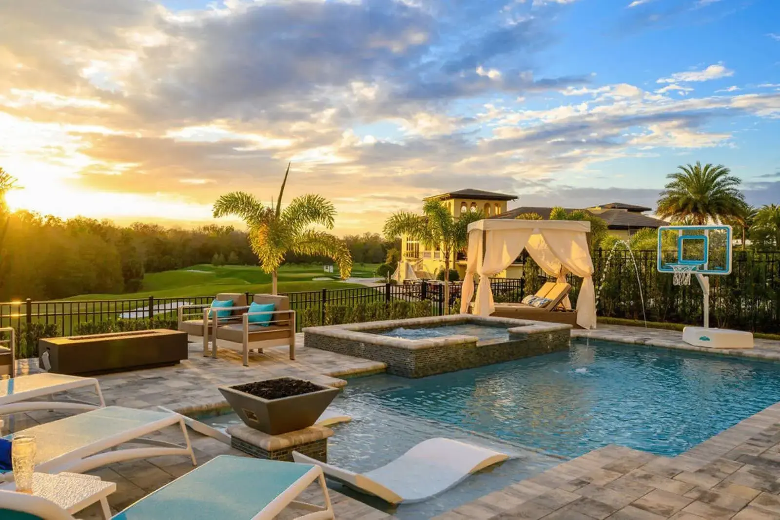 Bear's Den homes for sale at sunset