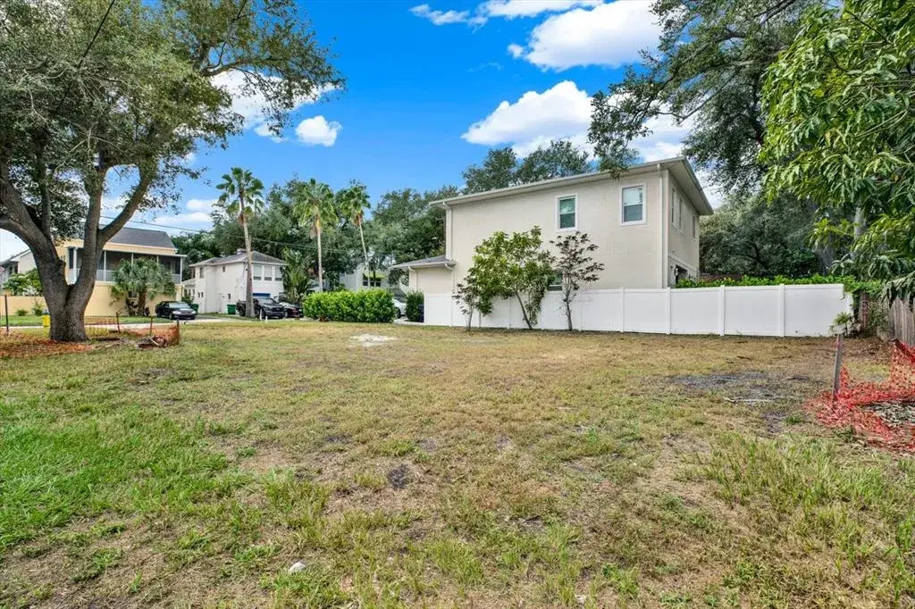 Property for sale at 3201 W FIELDER STREET, TAMPA, FL, 33611