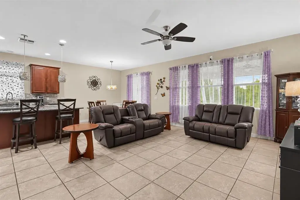 Property for sale at 225 LAKESHORE DRIVE, DAVENPORT, FL, 33837