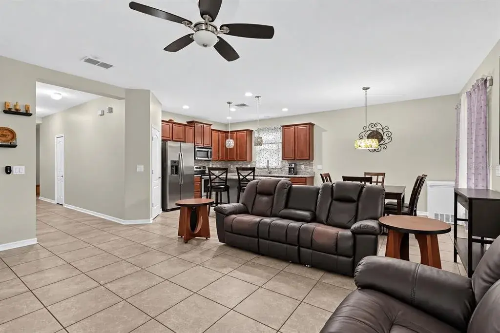 Property for sale at 225 LAKESHORE DRIVE, DAVENPORT, FL, 33837