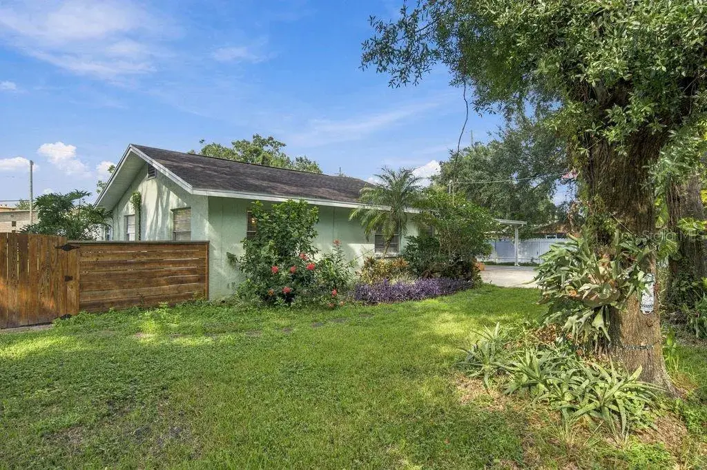 Property for sale at 3909 W POWHATAN AVENUE, TAMPA, FL, 33614