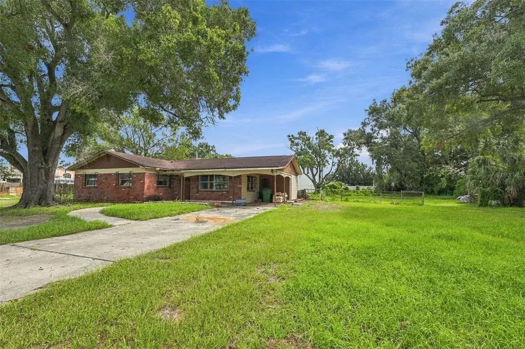 Property for sale at 2709 N LINCOLN AVENUE, TAMPA, FL, 33607