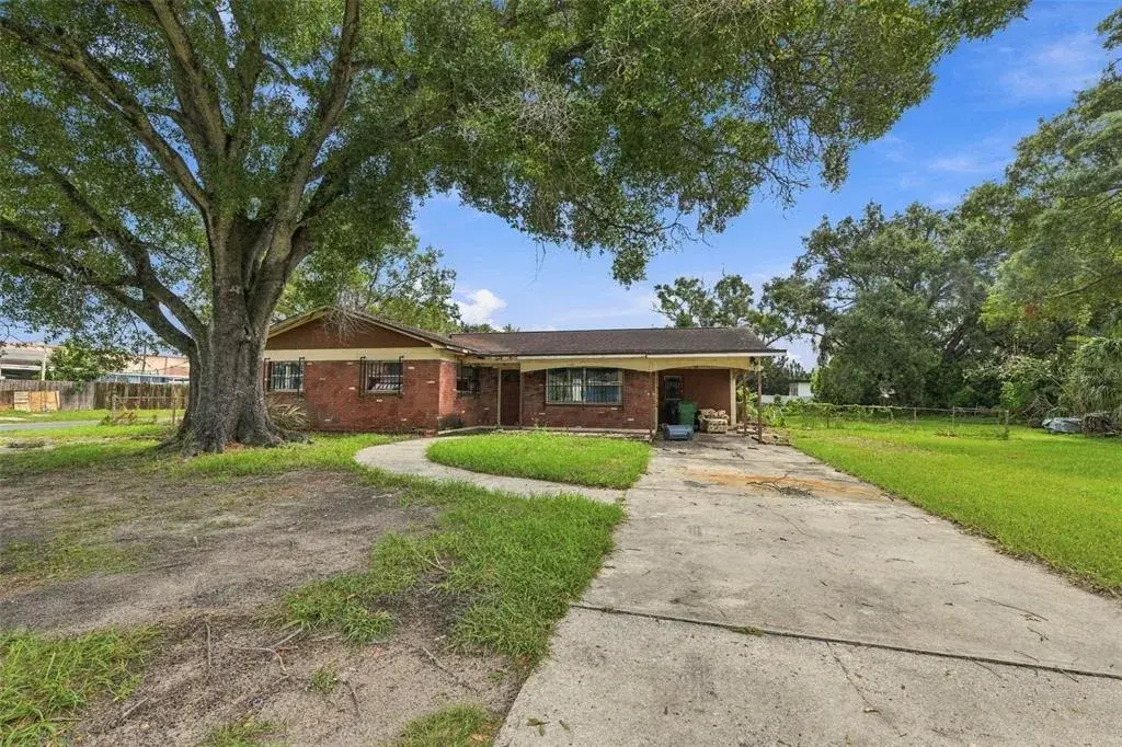 Property for sale at 2709 N LINCOLN AVENUE, TAMPA, FL, 33607
