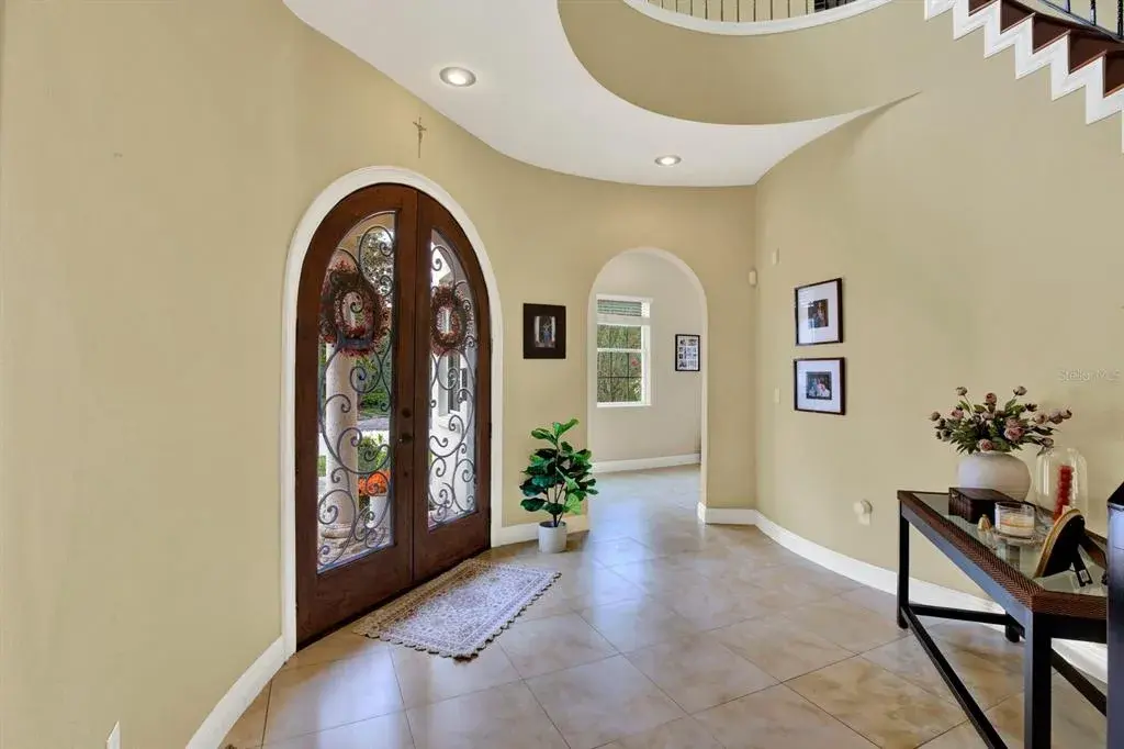 Property for sale at 2721 N ROYAL COURT, TAMPA, FL, 33602