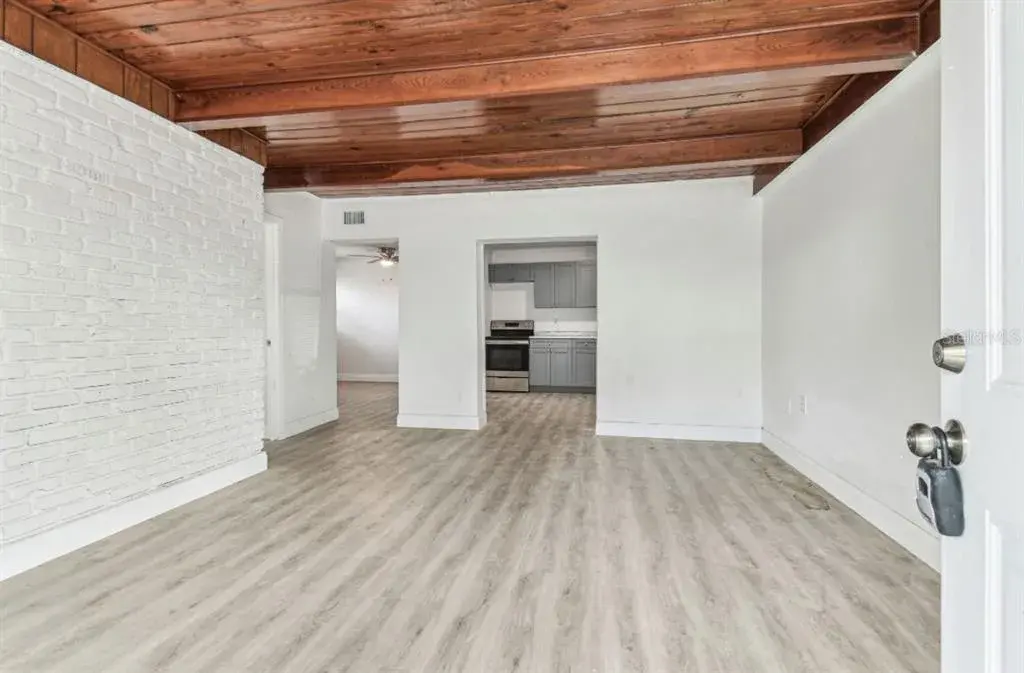 Property for sale at 1807 E BOUGAINVILLEA AVENUE, TAMPA, FL, 33612