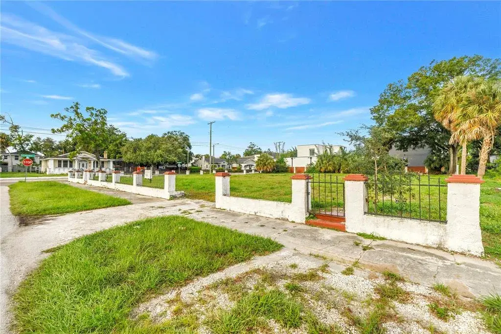 Property for sale at 815 W COLUMBUS DRIVE, TAMPA, FL, 33602
