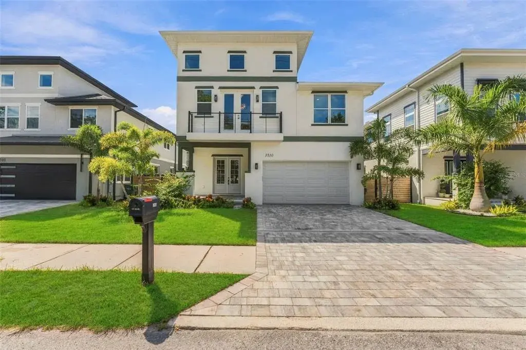 Property for sale at 3310 W WYOMING AVENUE, TAMPA, FL, 33611