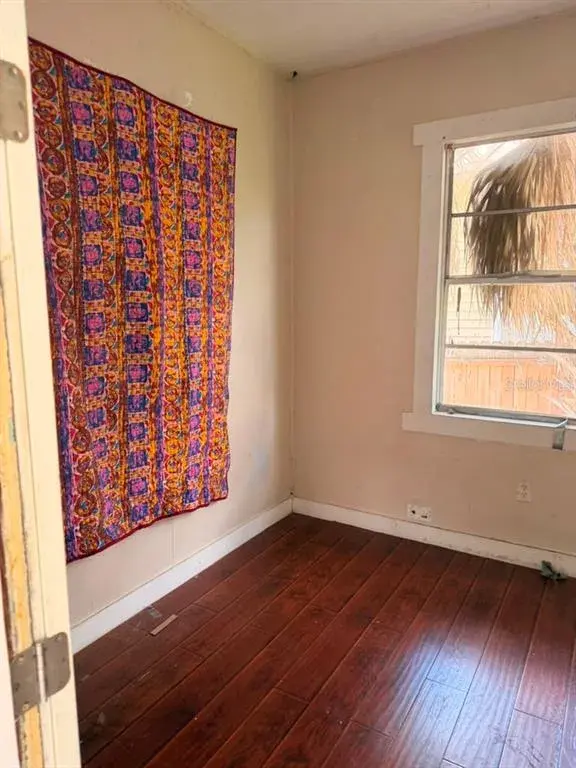Property for sale at 2323 W CHESTNUT STREET, TAMPA, FL, 33607