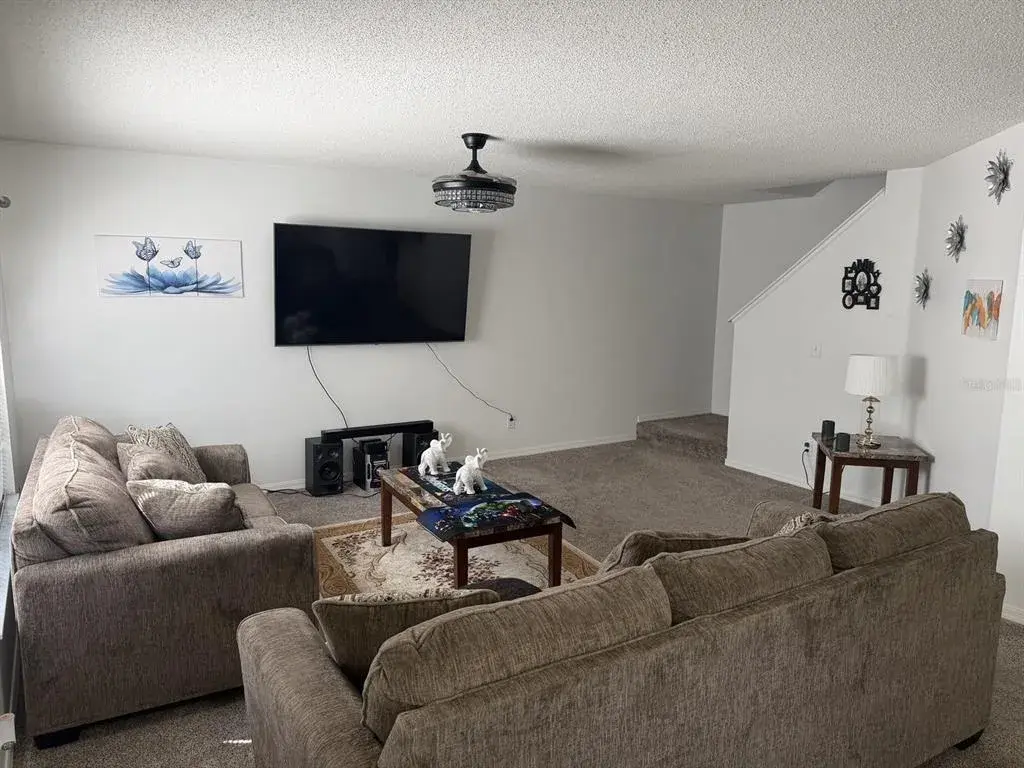 Property for sale at 7135 WATERSIDE DRIVE, TAMPA, FL, 33617