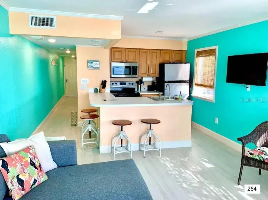 Property for sale at 2506 N ROCKY POINT DRIVE UNIT 254, TAMPA, FL, 33607