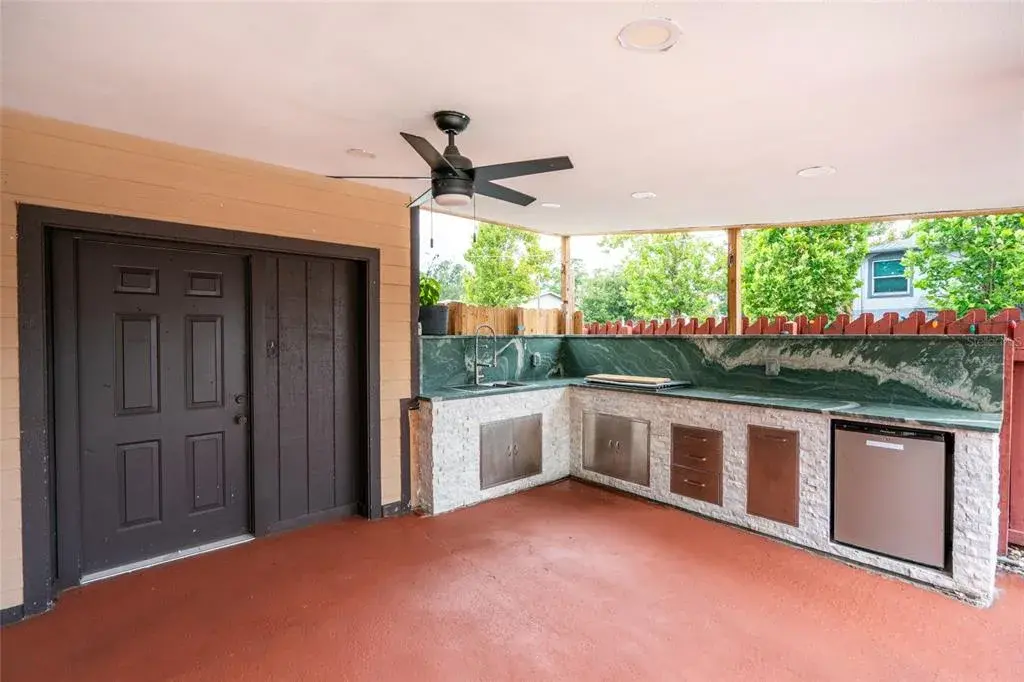 Property for sale at 9241 N 52ND STREET, TAMPA, FL, 33617