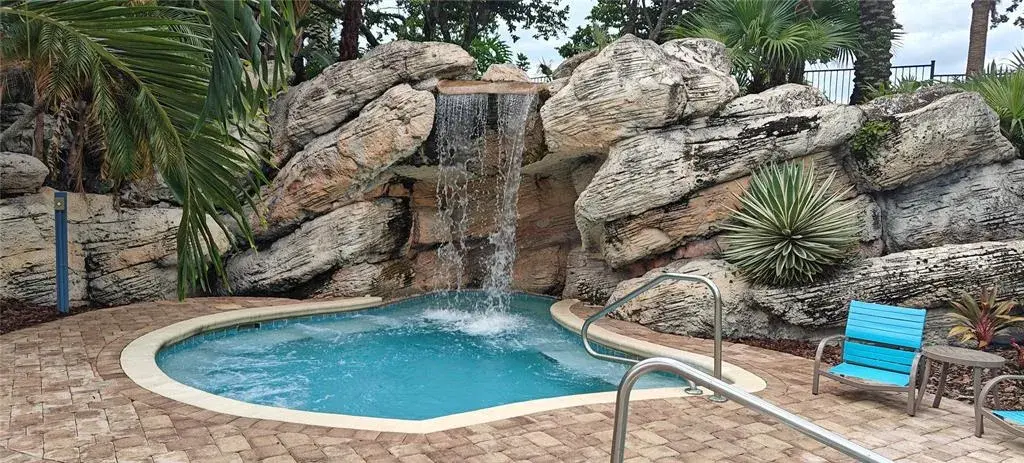 Property for sale at 7220 WESTPOINTE BLVD UNIT 1429, ORLANDO, FL, 32835