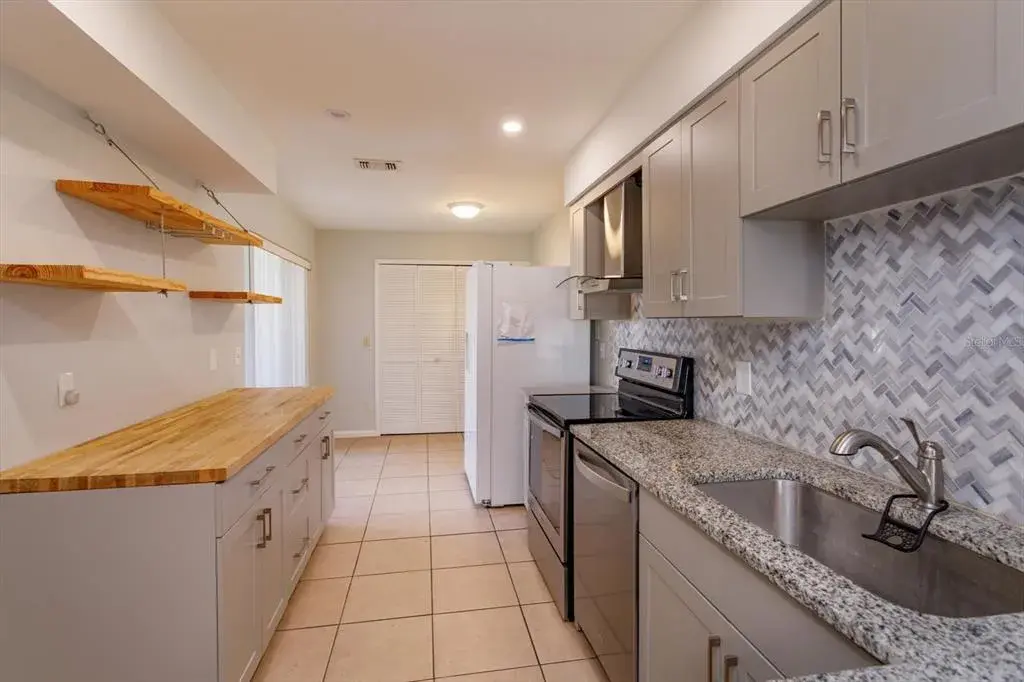 Property for sale at 5429 VINELAND ROAD UNIT 6F, ORLANDO, FL, 32811