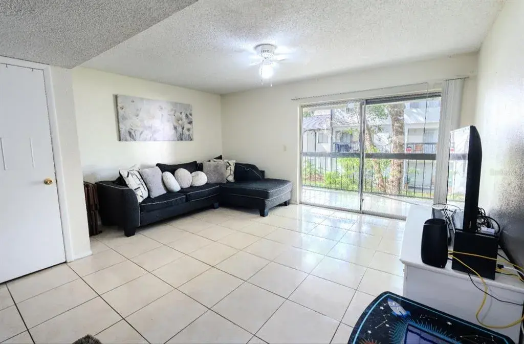 Property for sale at 4267 S SEMORAN BOULEVARD UNIT 11, ORLANDO, FL, 32822