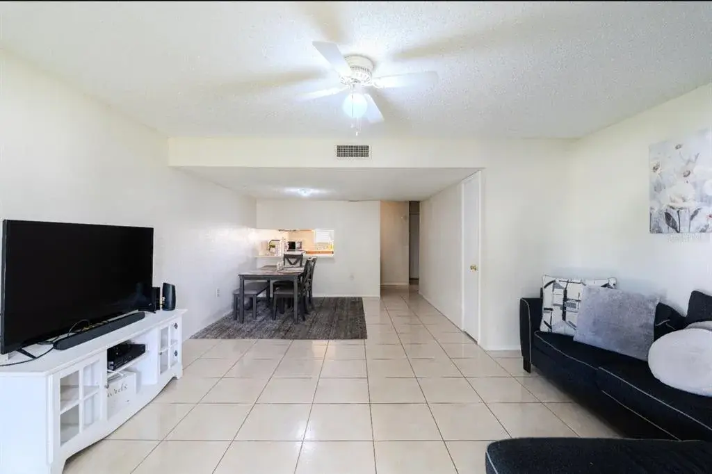 Property for sale at 4267 S SEMORAN BOULEVARD UNIT 11, ORLANDO, FL, 32822