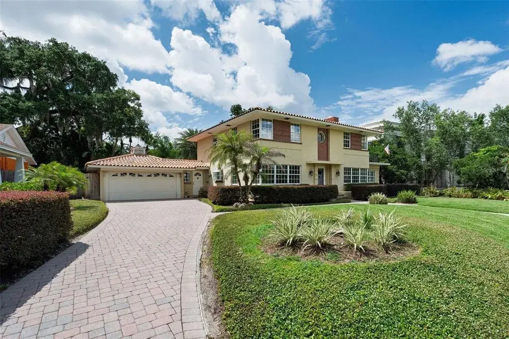 Property for sale at 830 LAKE DAVIS DRIVE, ORLANDO, FL, 32806