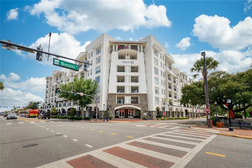 630 Vassar Street, Unit 2210. Orlando, FL 32804