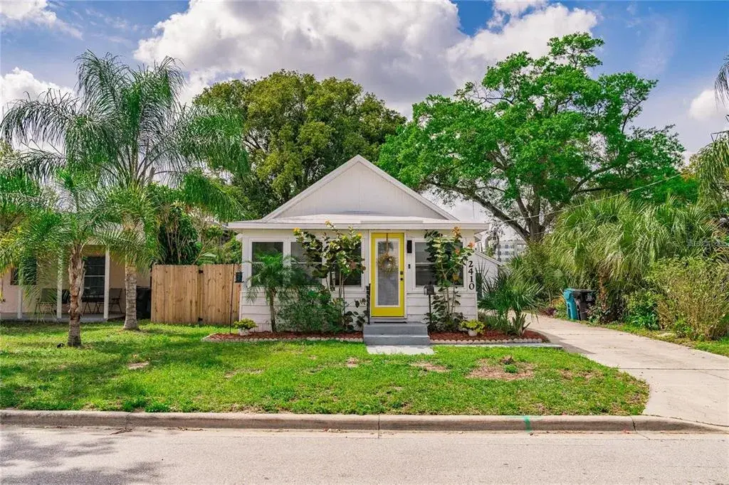 2410 Center Ave