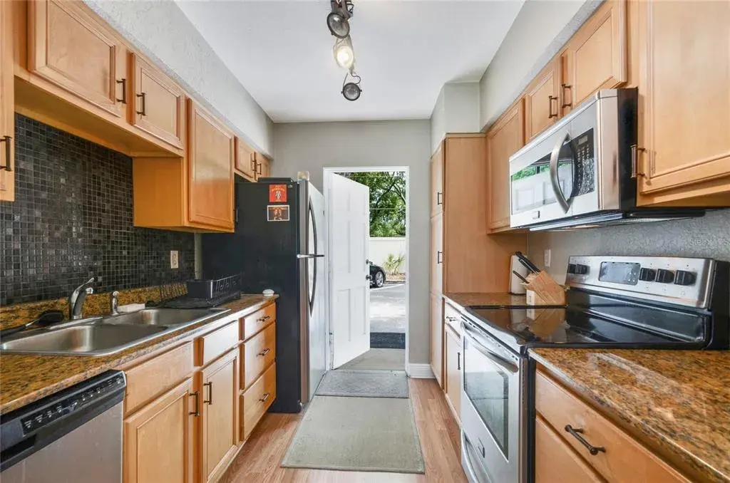 Property for sale at 225 E NEW HAMPSHIRE STREET UNIT 7, ORLANDO, FL, 32804