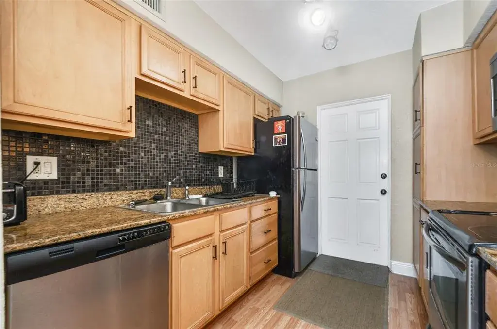 Property for sale at 225 E NEW HAMPSHIRE STREET UNIT 7, ORLANDO, FL, 32804