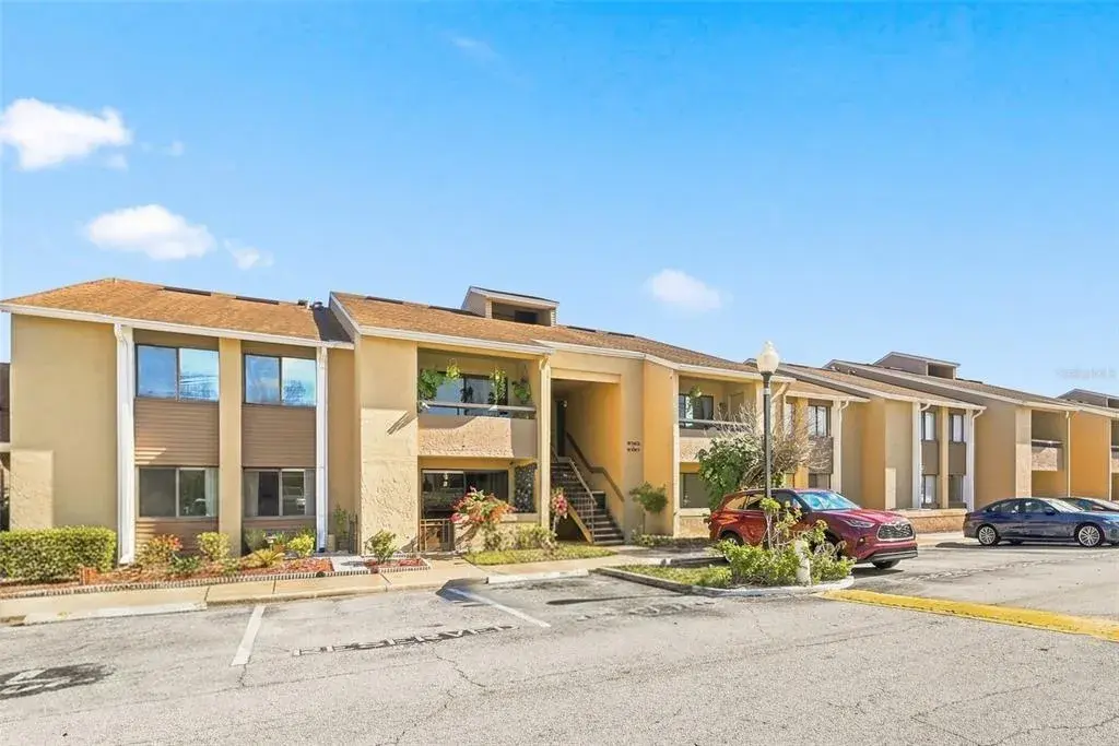 Property for sale at 5195 VINELAND ROAD UNIT B102, ORLANDO, FL, 32811