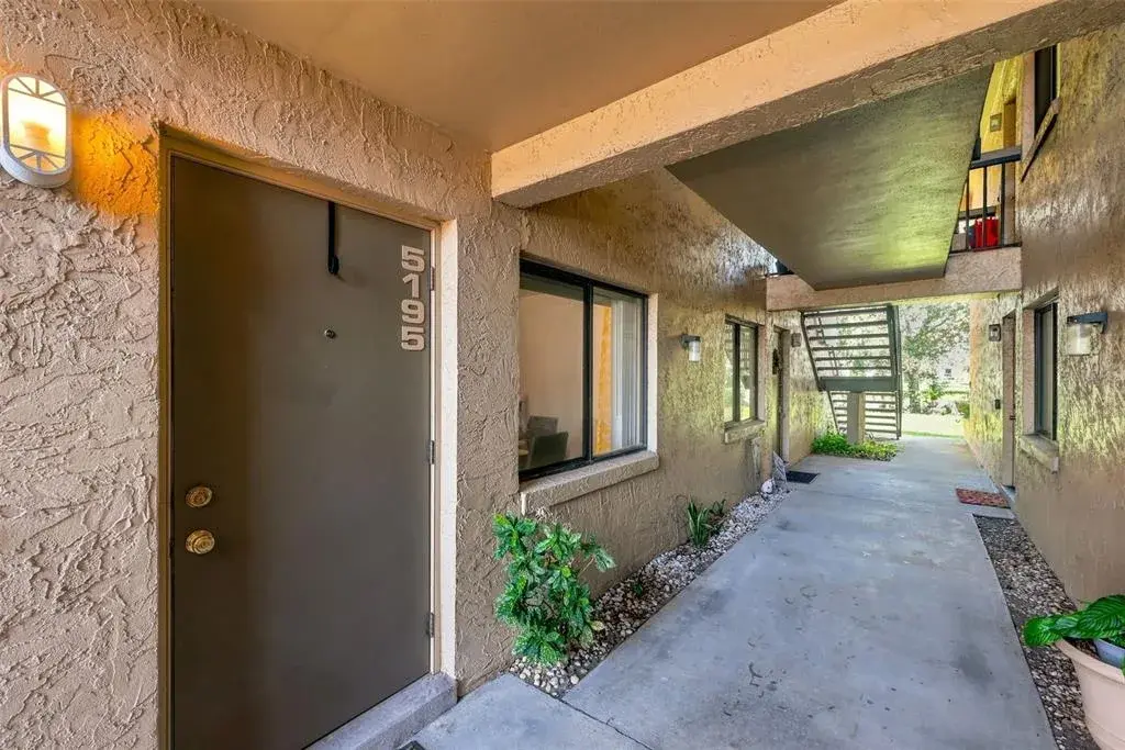 Property for sale at 5195 VINELAND ROAD UNIT B102, ORLANDO, FL, 32811