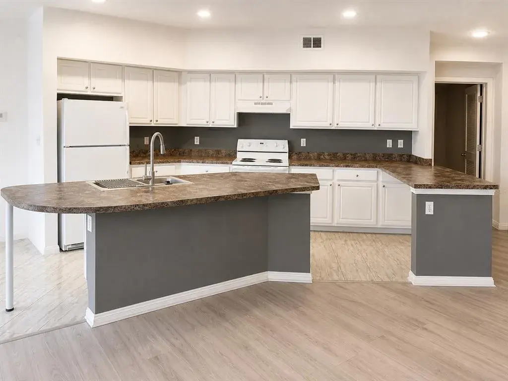 Property for sale at 911 N ORANGE AVENUE UNIT 252, ORLANDO, FL, 32801