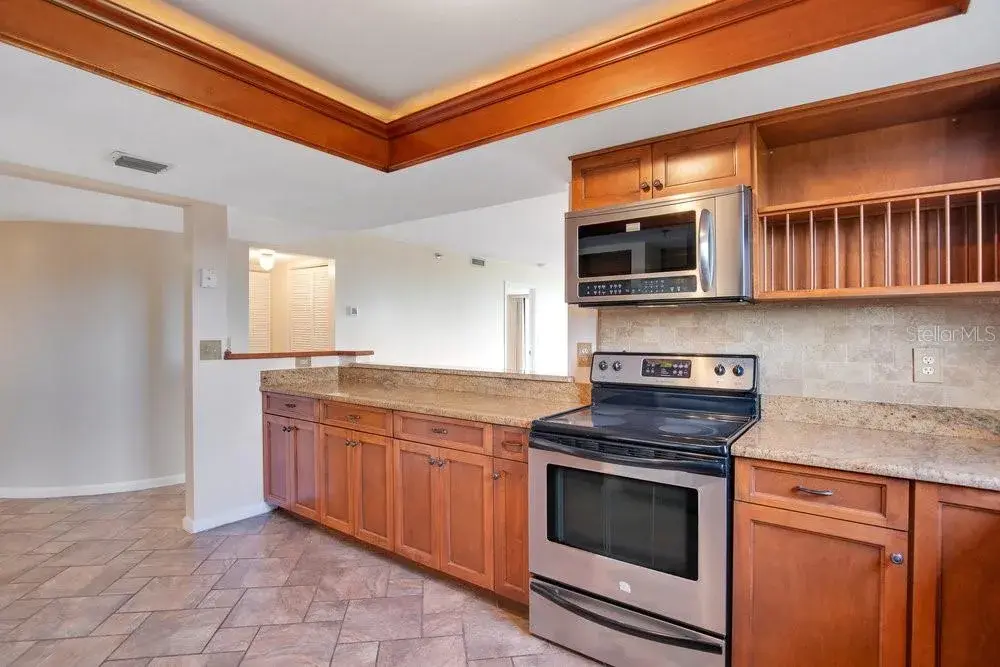 Property for sale at 530 E CENTRAL BOULEVARD UNIT 406, ORLANDO, FL, 32801