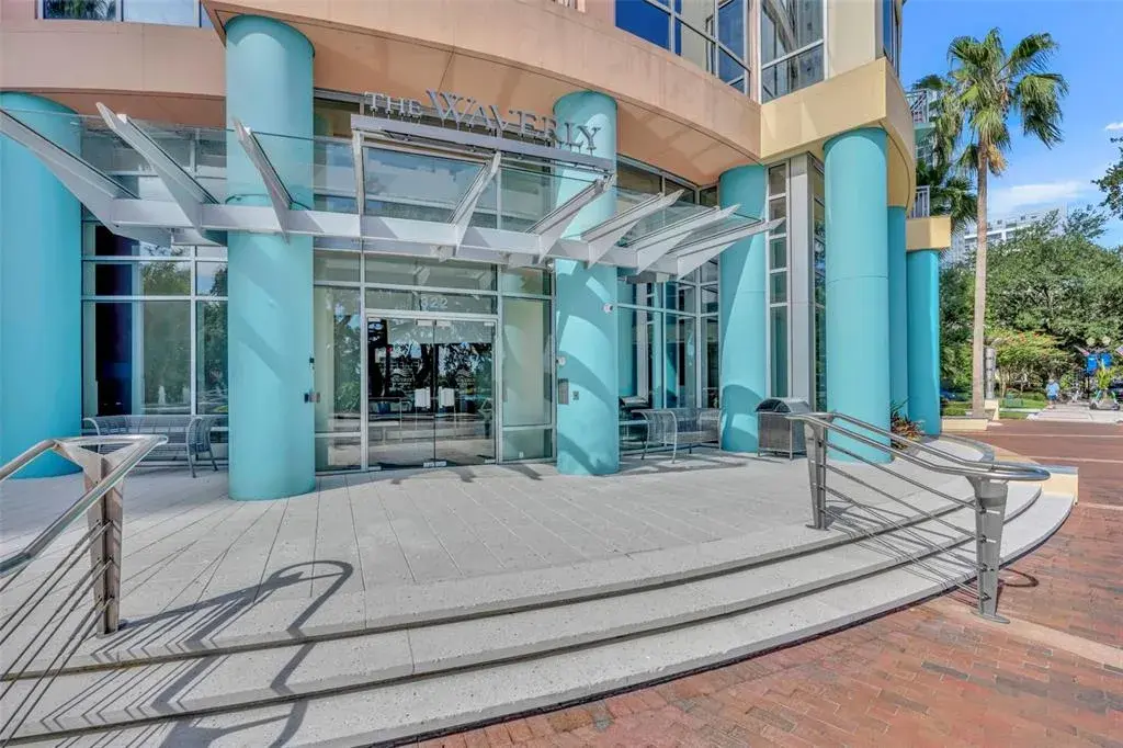 Property for sale at 322 E CENTRAL BOULEVARD UNIT 1913, ORLANDO, FL, 32801