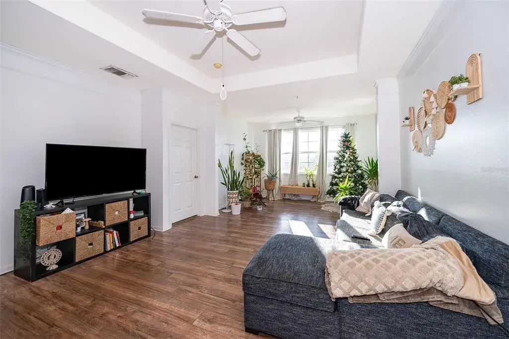 Property for sale at 6413 ASTOR VILLAGE AVENUE UNIT 305, ORLANDO, FL, 32835
