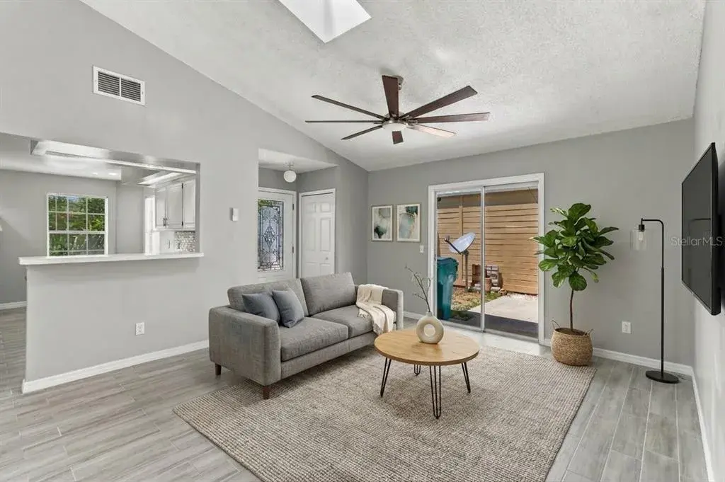 Property for sale at 2011 WINSLOW DRIVE, ORLANDO, FL, 32812