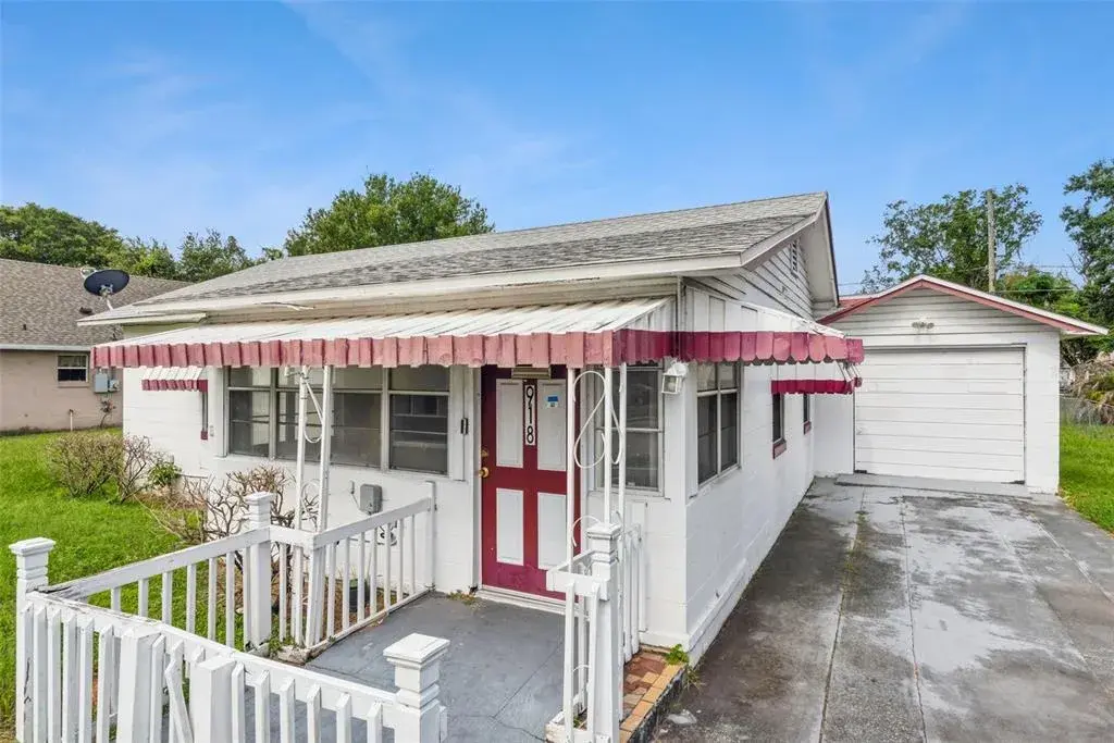 Property for sale at 918 S GOLDWYN AVENUE, ORLANDO, FL, 32805