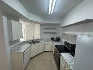 Kitchen 2